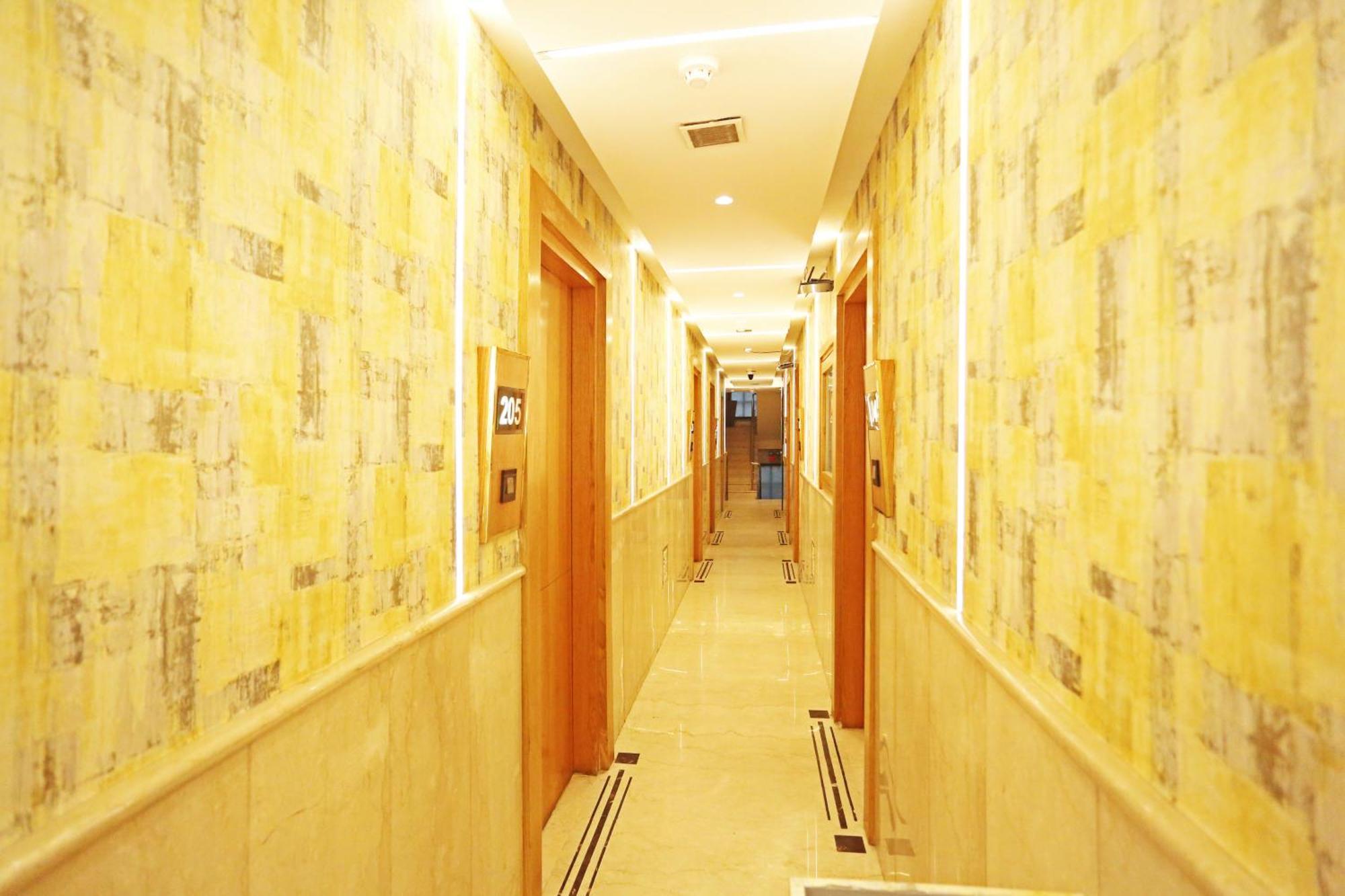 Jrd Luxury-Business Hotel New Delhi Exterior photo
