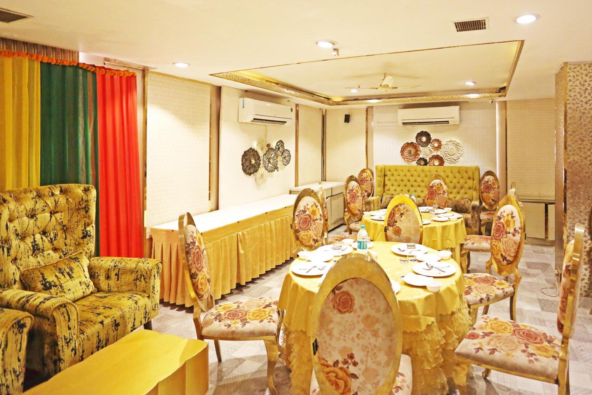 Jrd Luxury-Business Hotel New Delhi Exterior photo